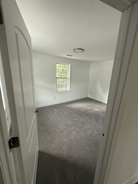 Photo - 631 Vance St E