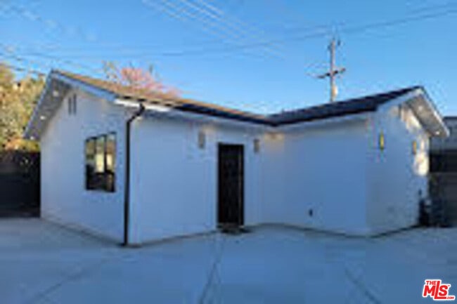 Photo - 1430 N Brighton St