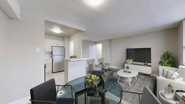 Photo - 1251 King Street West