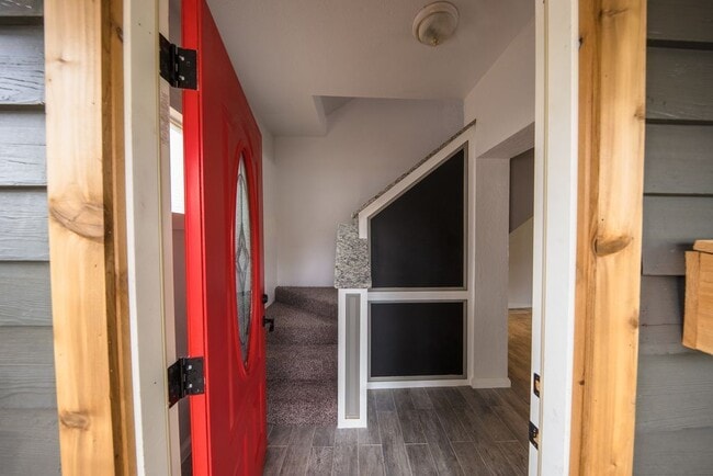 Photo - 1725 N McKinley Ave