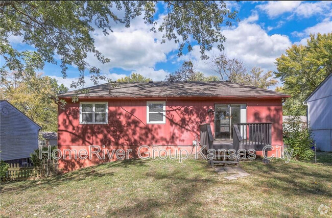 Building Photo - 2720 NW Castle Dr Rental