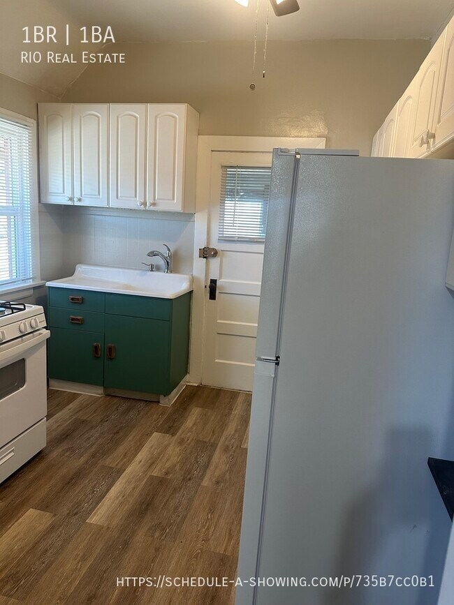 Photo - 150 N Grant St Unidad 2