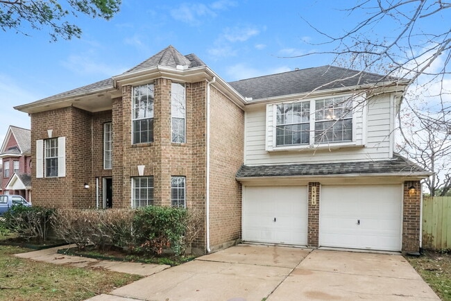 Photo - 15815 Spruce River Ct