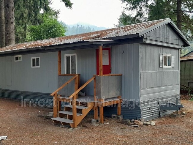 Building Photo - 626 Silverbrook Rd