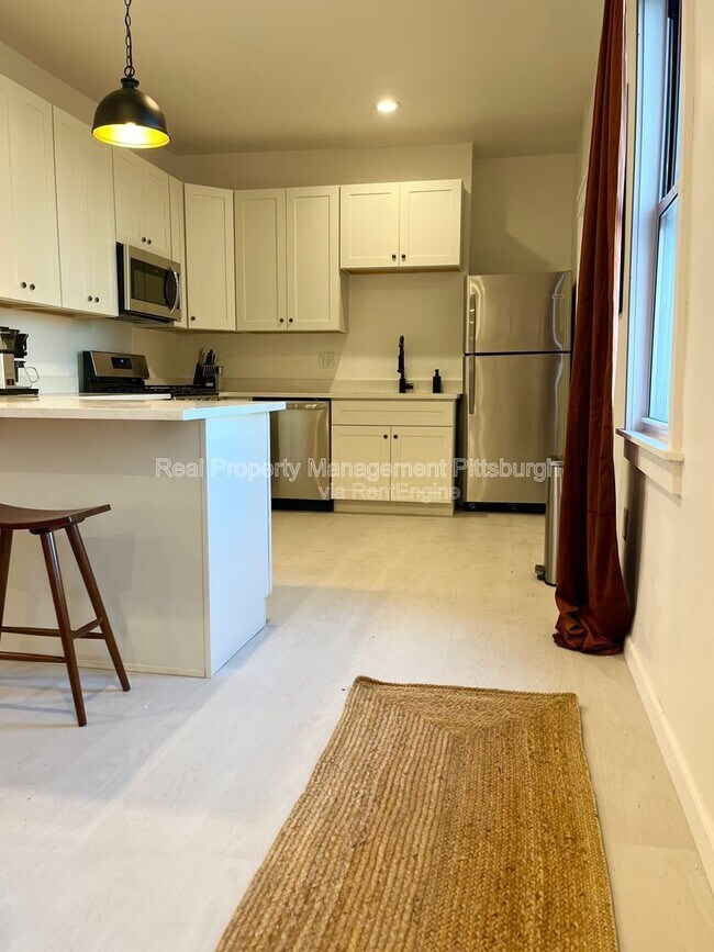 Photo - 2019 E Beckert Ave Unit 2