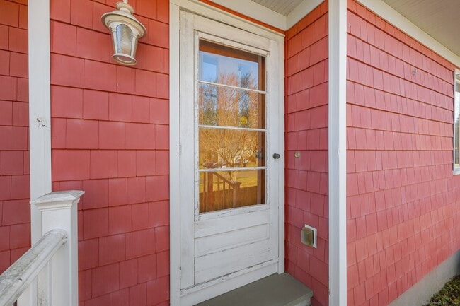 Photo - 67 Barclay Dr