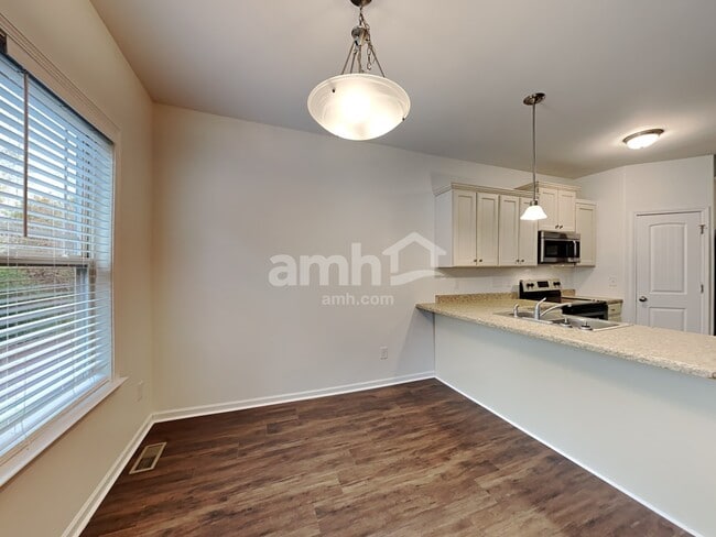 Photo - 108 Citrine Ct