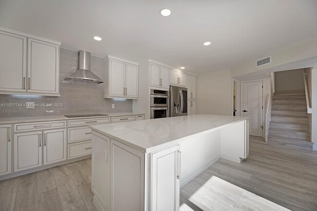 Photo - 1420 Ocean Way