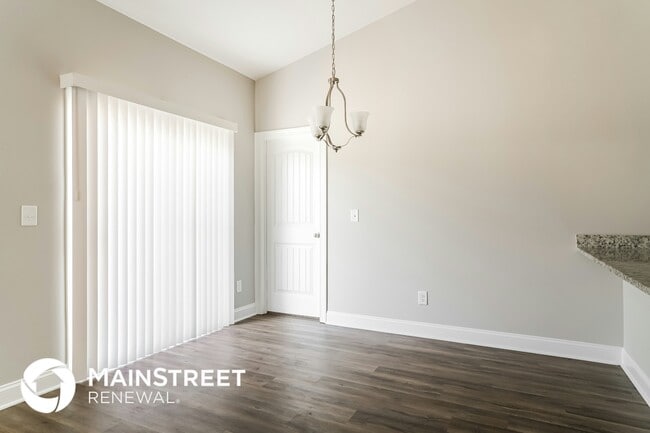 Photo - 400 Legacy Dr