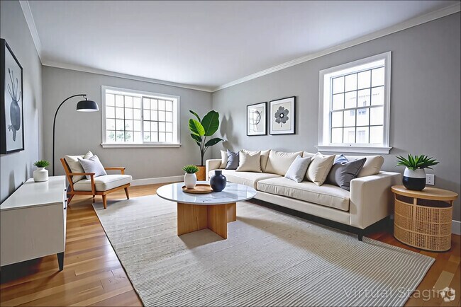 Building Photo - 98 Sewall Ave Unit 5 Rental