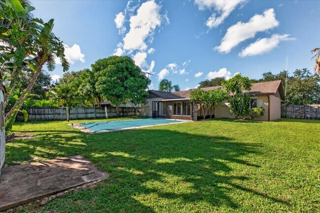 Photo - 12829 SW 38th Cir