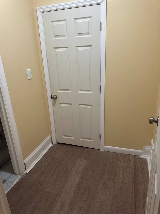 Photo - 1146 E 35th St Unidad 1