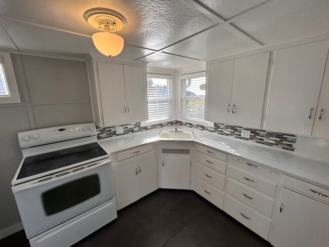 Photo - 1716 NE 14th St Unit A