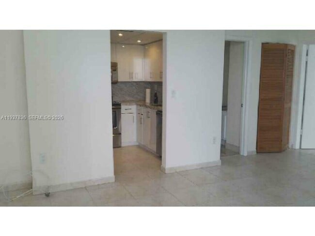 Photo - 2457 Collins Ave Unit 1002