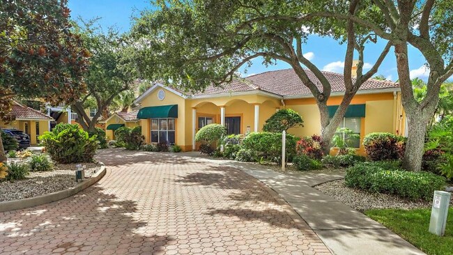 10764 70th Ave N Unit 4201