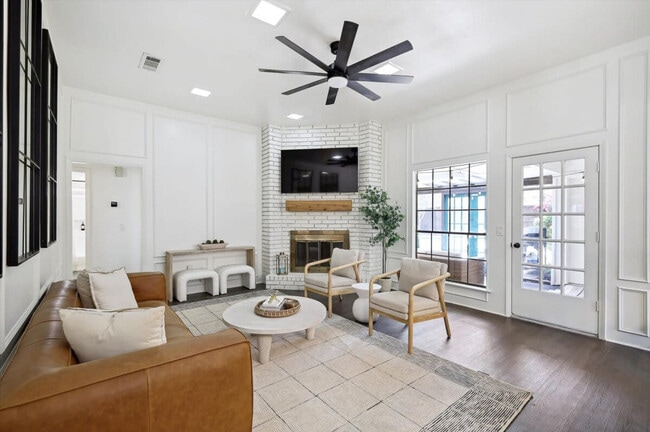 Building Photo - 800 High Meadow Dr Rental
