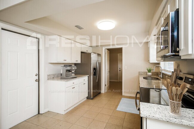 413 Lake Ned Rd
