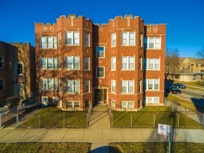 Photo - 7800 S Bishop St Apartments
