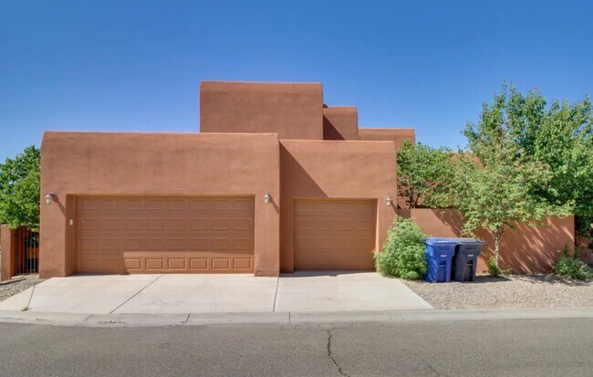 2327 Stieglitz Ave SE