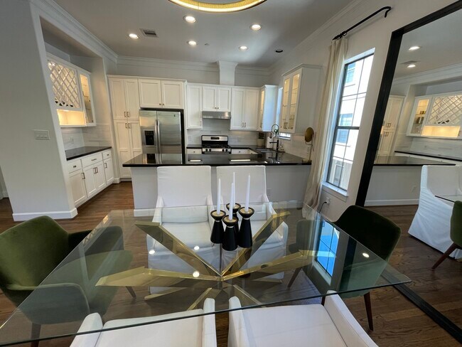 Dinning Room to Kitchen with Counter height bar - 2210 Mid Ln Unit 105