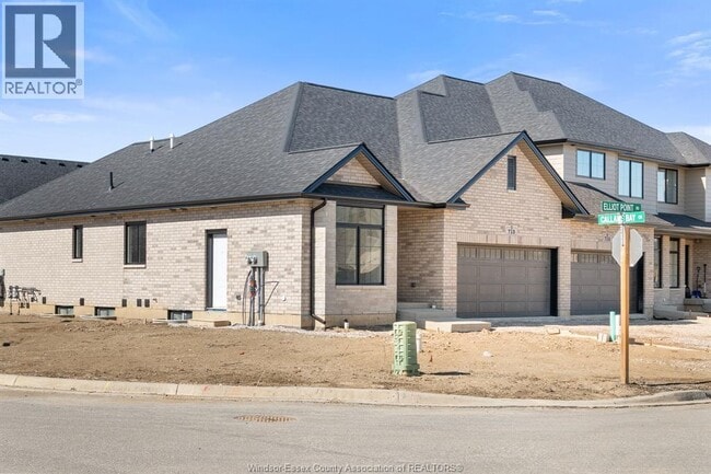 Photo - 715 Elliot Pt Rd