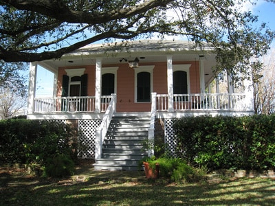 Photo - Algiers Point Compound Apartments