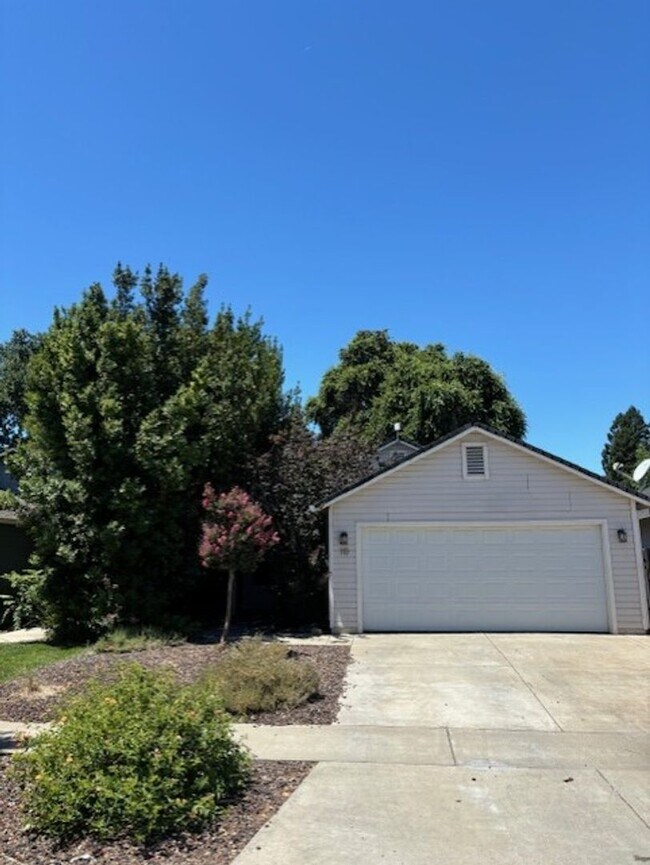 10 N Valley Ct