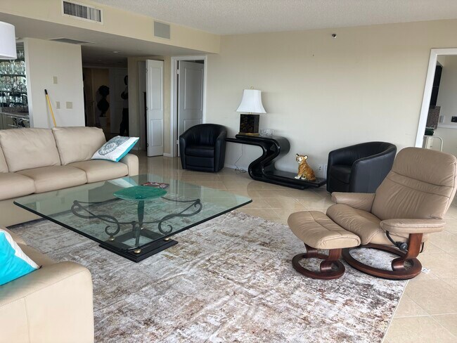 Photo - 4201 N Ocean Blvd Unit 809