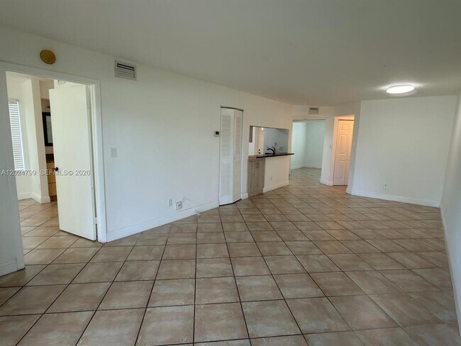 1025 Coral Club Dr Unit 1025 Coral Club Dr