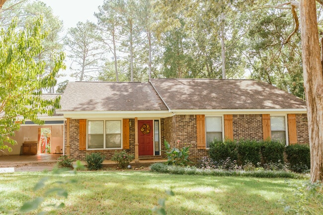 Building Photo - 103 Wingfield Dr