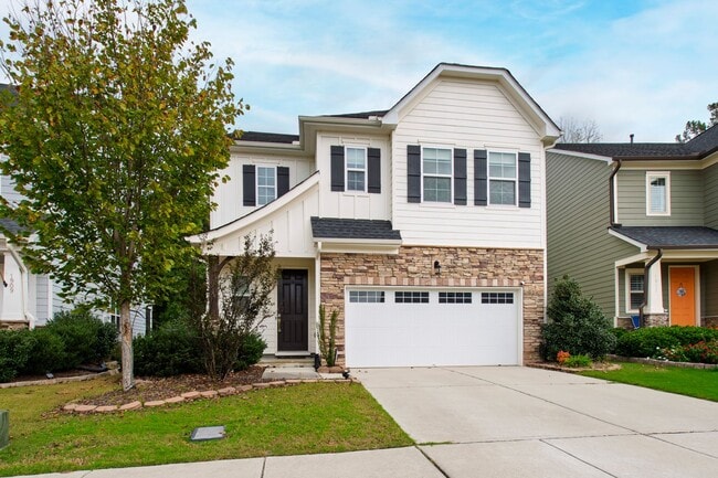 Building Photo - Live Beautifully in This Upgraded 4-Bedroom Home in Apex!