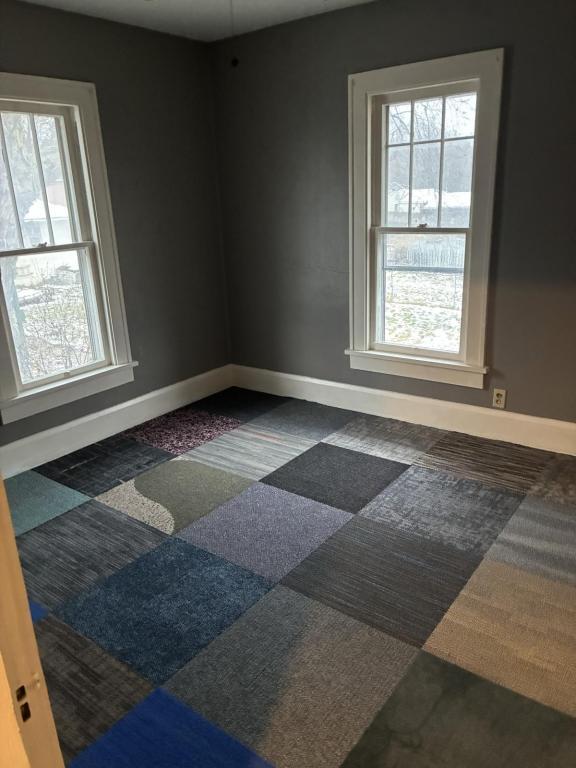 Photo - 548 S Diamond St