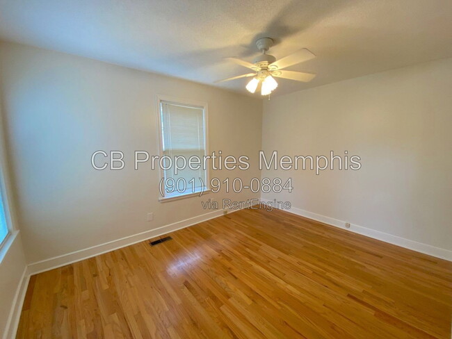Photo - 3640 Shirlwood Ave
