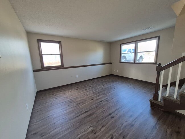 Photo - Pet Friendly 2 bedroom, 1.5 bathroom duplex in cul-de-sac near Pioneer Park!