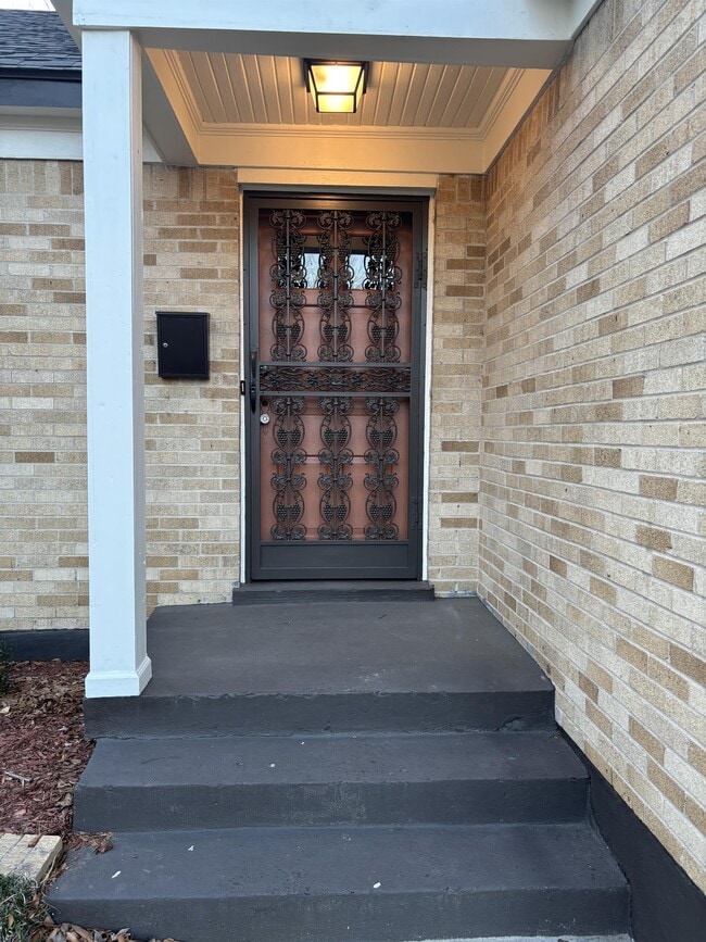 Photo - 1495 Marianna St