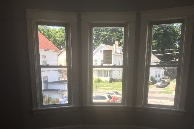 Photo - 104 Winnikee Ave Unit 1 floor