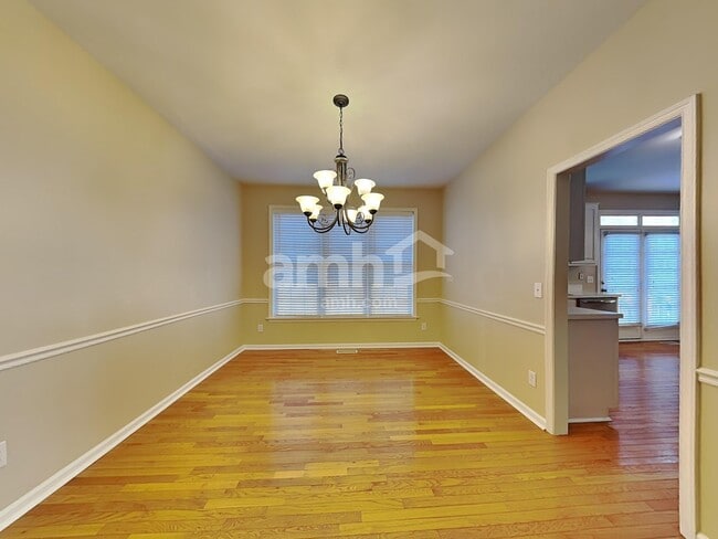 Photo - 3915 Red Hill Ct