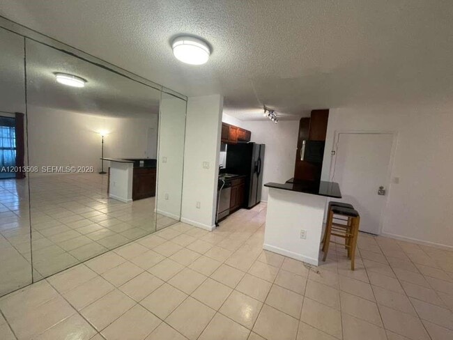 Photo - 809 NE 199th St Unit 105-7