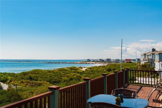 Building Photo - 180 Sand Hill Cove Rd Rental