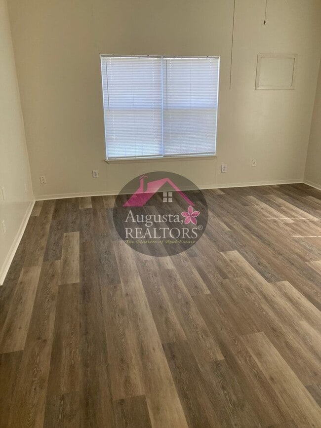 Photo - Beautifully Remodeled Home for Lease