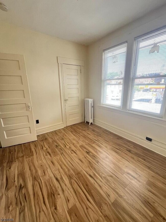 Building Photo - 16 Stuyvesant Ave. Unit 2R