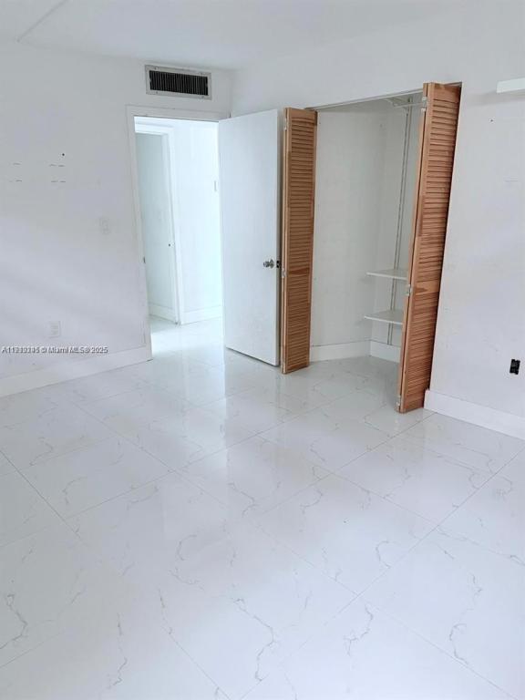 Photo - 1401 NE 191st St