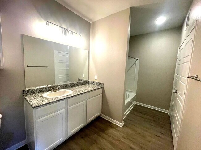 Photo - 300 Willow Grv Wy Unit 01184