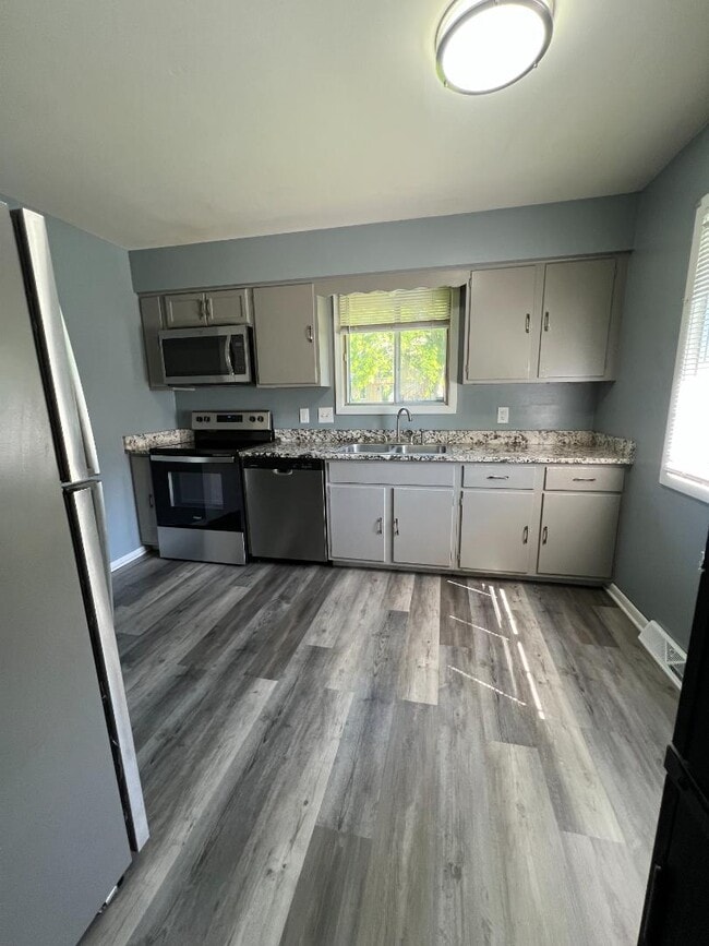 Photo - 11226 Roxbury Dr