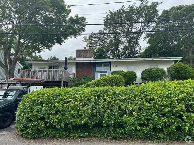 Building Photo - 116 Shore Dr Rental