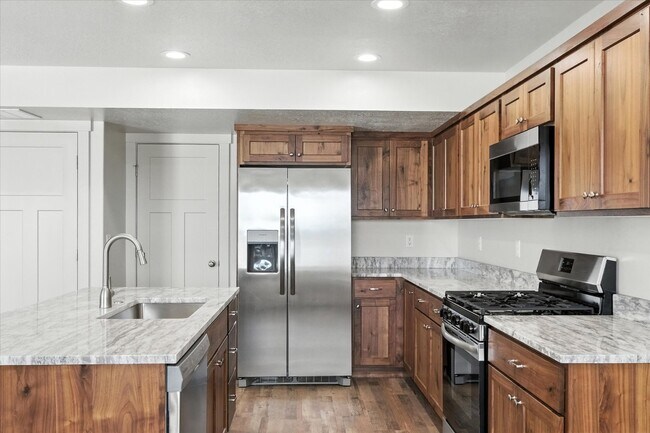 Photo - Eastside View Townhomes - 1234 S 1050 E