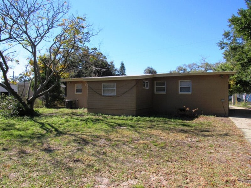 Photo - 1253 Emeralda Rd