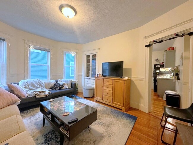 Photo - 28 Lexington Ave Unidad 1