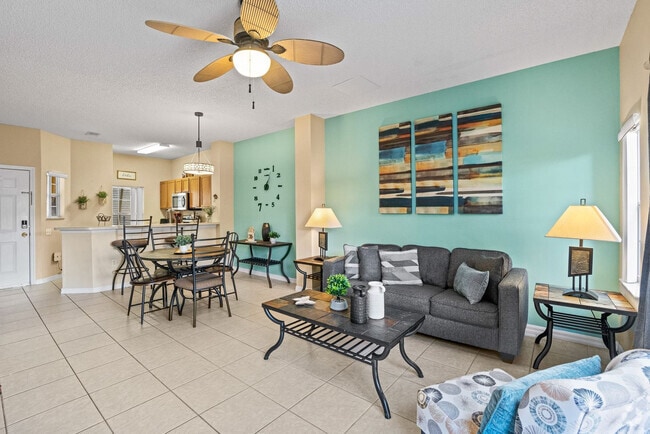 Building Photo - 127 Pompano Beach Dr Unit ID1244702P Rental