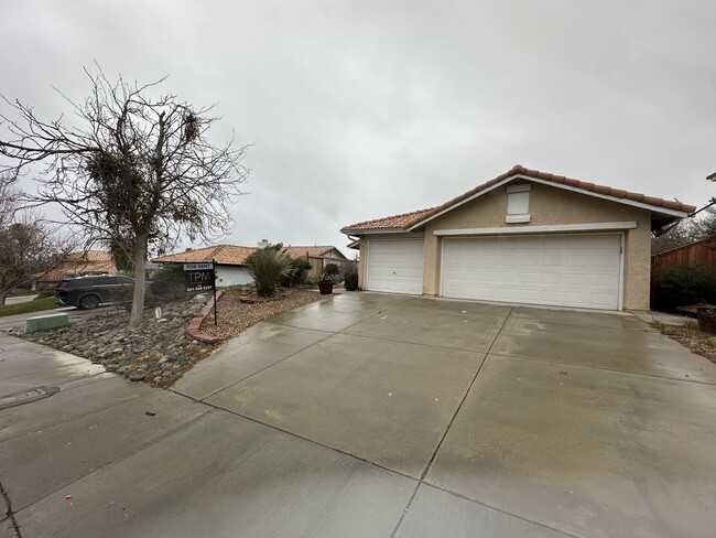 Photo - 36472 30th St E